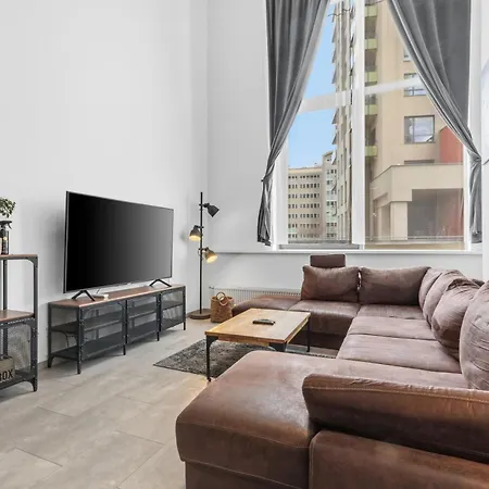Industrial Loft Retreat W Ac And Garage Parking * Bratislava